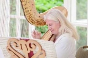 Xenia Horne Harpist  Harpist Hire Profile 1