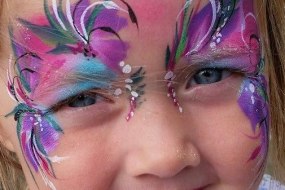 Amazing Faces by Wow Factor Faces! Face Painter Hire Profile 1