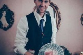 The Magician Simon Ryan Party Entertainers Profile 1