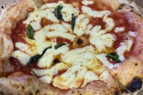 Taste of Naples Pizzeria  Food Van Hire Profile 1