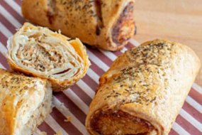 Vegan sausage roll