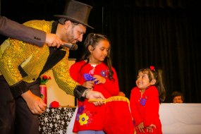 Russell's Magic  Children's Magicians Profile 1