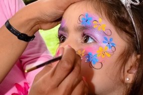 Bazinga Parties London Face Painter Hire Profile 1