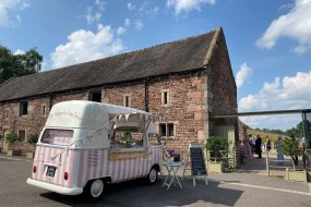 Polly's Vintage Ice Cream Parlour Vintage Food Vans Profile 1