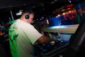 Mobile DJ Lincolnshire Bands and DJs Profile 1