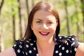 LeighAnne Wright, Celebrant Celebrant Hire Profile 1