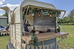 Harry’s Tipsy Mare Horsebox Bar Hire  Profile 1