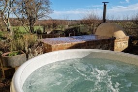 suffolk hot tubs Hot Tub Hire Profile 1