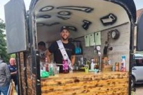 The Rusty Hoof  Mobile Gin Bar Hire Profile 1