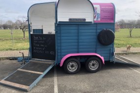 Wide Dog Bars Mobile Gin Bar Hire Profile 1