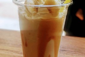 Crepeland Bubble Tea Hire Profile 1