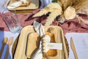 The Party Llamas Ltd  Tableware Hire Profile 1