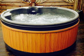 Leeds Hot Tub Hire Wedding Accessory Hire Profile 1