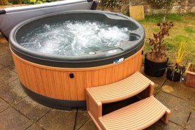 Executive Hot Tub Hire