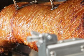 SK Hog Roast American Catering Profile 1