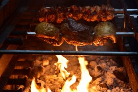 Fabulous BBQ Burger Van Hire Profile 1