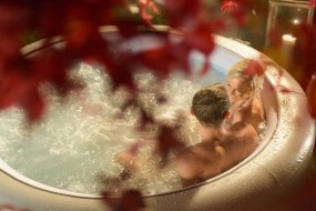 The Lazy Club Hot Tub Hire Profile 1