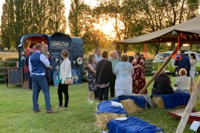 The Crafty Pony Prosecco Van Hire Profile 1