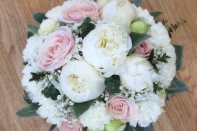 The Little Flower Shop  Wedding Flowers Profile 1