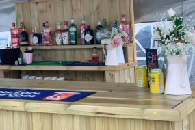 Ivey Weddings Horsebox Bar Hire  Profile 1