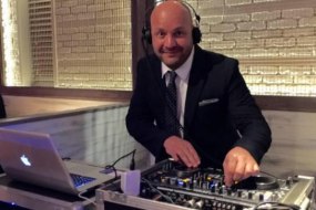 Corporate party dj