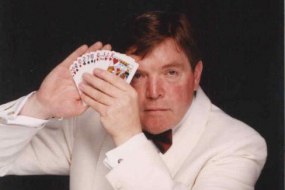 David Owen - Simply Magic Party Entertainers Profile 1