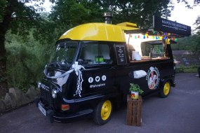 Falvo Artisan Pizza Co. Pizza Van Hire Profile 1