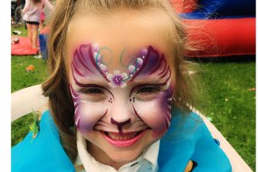 Top bounce Face Painter Hire Profile 1