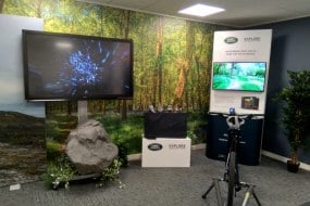 A Bespoke 360 Degree Video and AR Wall Created for Land Rover