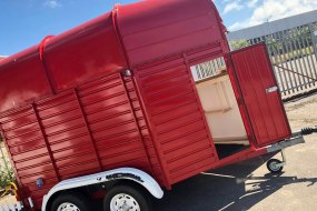 The Gin Pot Horsebox Bar Hire  Profile 1