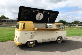 Fizzy Flutes Mobile Wine Bar hire Profile 1