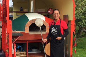 Cacciatores Wood Fired Pizza Street Food Catering Profile 1