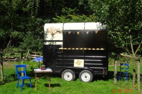 The Watering Hole Horsebox Bar Mobile Gin Bar Hire Profile 1