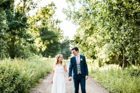 Farlie Photography Wedding Photographers  Profile 1