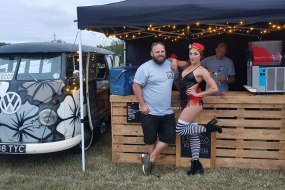 Bubble & Chic Mobile Bar Hire Prosecco Van Hire Profile 1