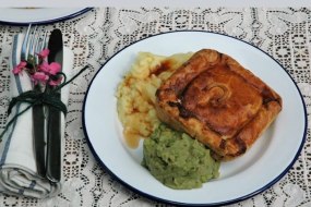 Little Piggies Catering Pie and Mash Caterers Profile 1