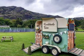 Bubbles and Chic Mobile Wine Bar hire Profile 1