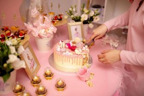 Atiya's Decor Lounge  Cake Makers Profile 1