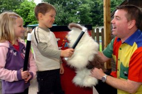 Andy's Magic  Children's Party Entertainers Profile 1