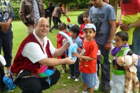 Freedy Children's Party Entertainer Balloon Decoration Hire Profile 1