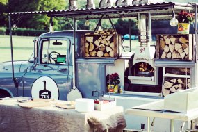 Tin Roof Pizza Pizza Van Hire Profile 1