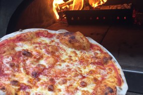 Haydn's Woodfired Pizza Pizza Van Hire Profile 1