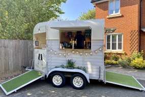 Full of Fizz Horsebox Bar Hire  Profile 1