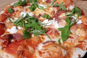 Parma ham, ricotta & rocket