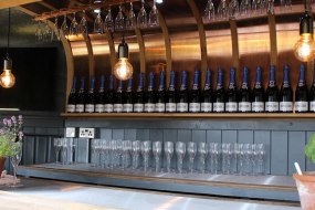 Gin and Fizz Inc  Horsebox Bar Hire  Profile 1