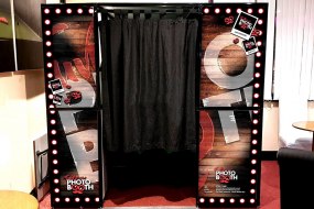 Fun Pics Photobooth Hire Yorkshire Wedding Accessory Hire Profile 1