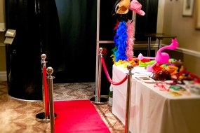 Props & Pixels Photo Booth Hire Magic Mirror Hire Profile 1