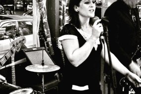 Alex Jenner - Soprano Hire Jazz Singer Profile 1