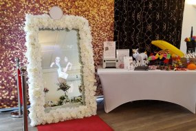 Mirrored Moments Magic Mirror Hire Profile 1