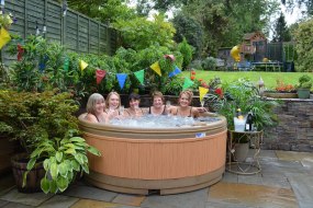 Hot Tub Celebrations Spa Tub Hire Profile 1